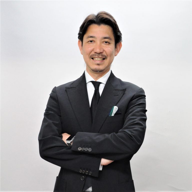 柳田写真-768x768.jpg